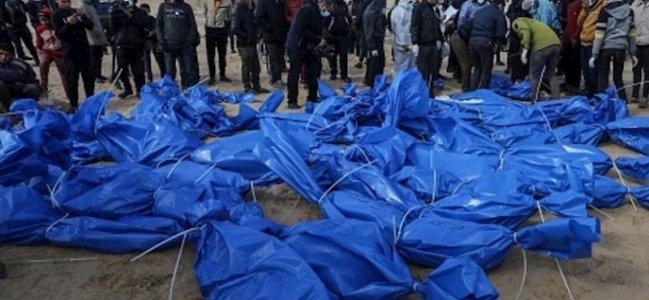 فلسطینی قیدیوں کی لاشوں پر صیہونی بربریت کے نشان فلسطینی قیدیوں کی لاشوں پر صیہونی بربریت کے نشان